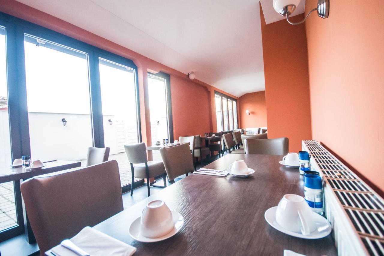 Hotel Turmfalke Linz Kültér fotó