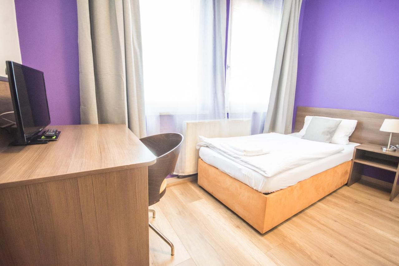 Hotel Turmfalke Linz Kültér fotó